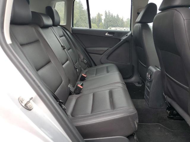 2016 VOLKSWAGEN TIGUAN S WVGBV7AX2GW557137