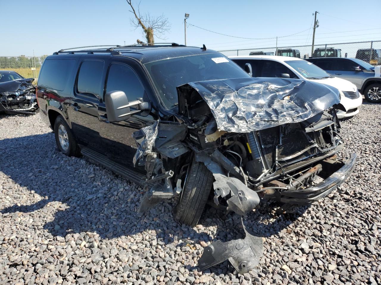 CHEVROLET SUBURBAN C1500 LS