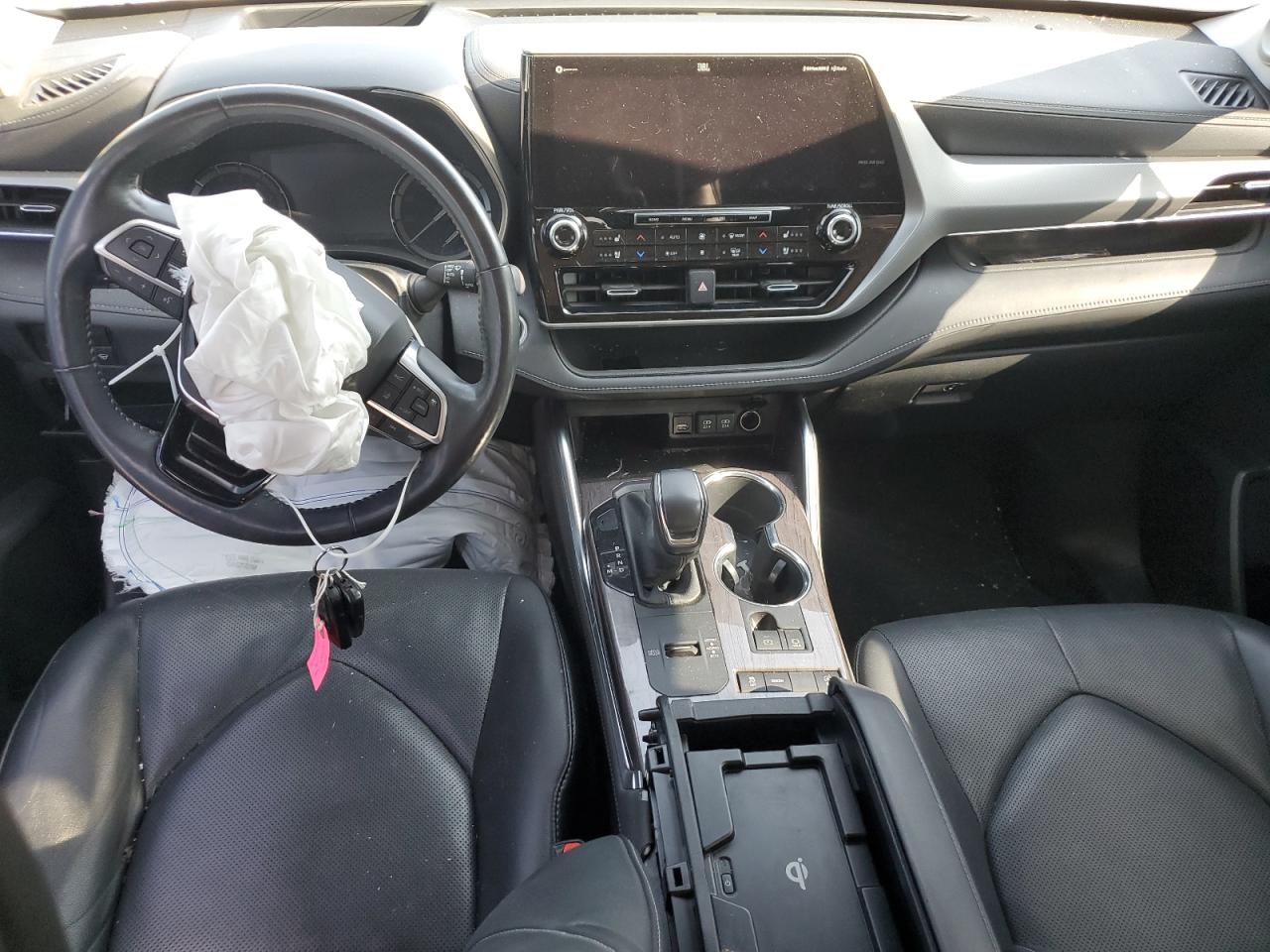 TOYOTA HIGHLANDER PLATINUM