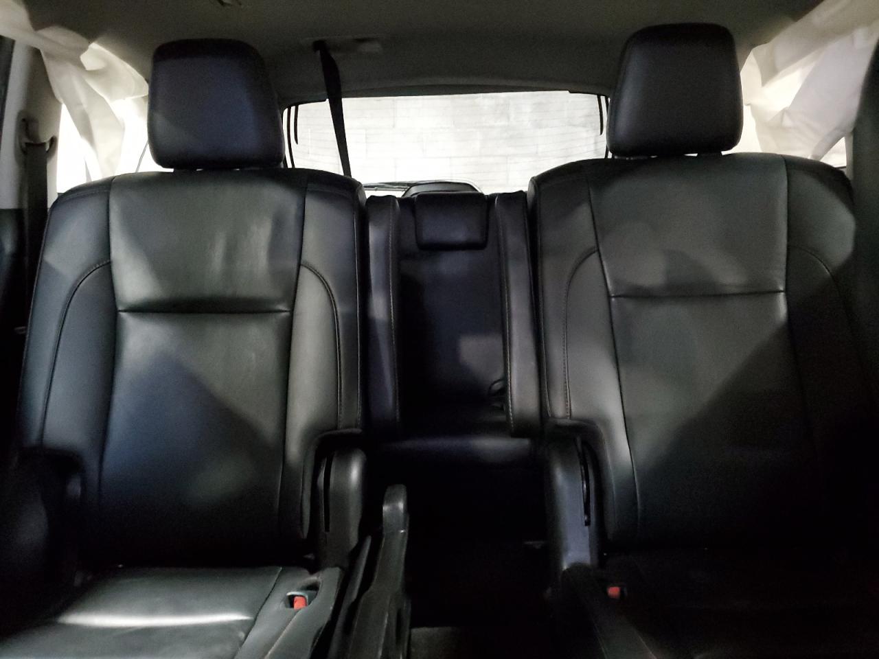 TOYOTA HIGHLANDER SE