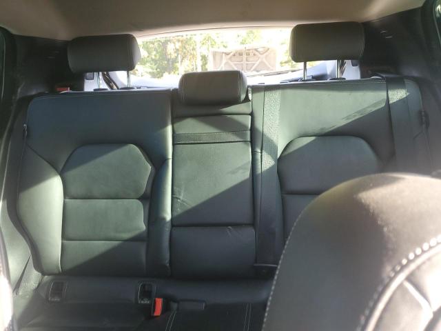 2017 INFINITI QX30 BASE SJKCH5CR3HA025555