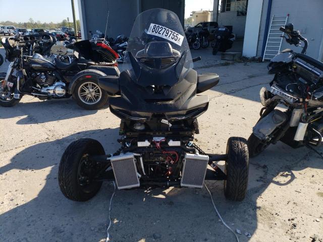 2024 CAN-AM SPYDER ROA - 2BXNBDD23RV000622