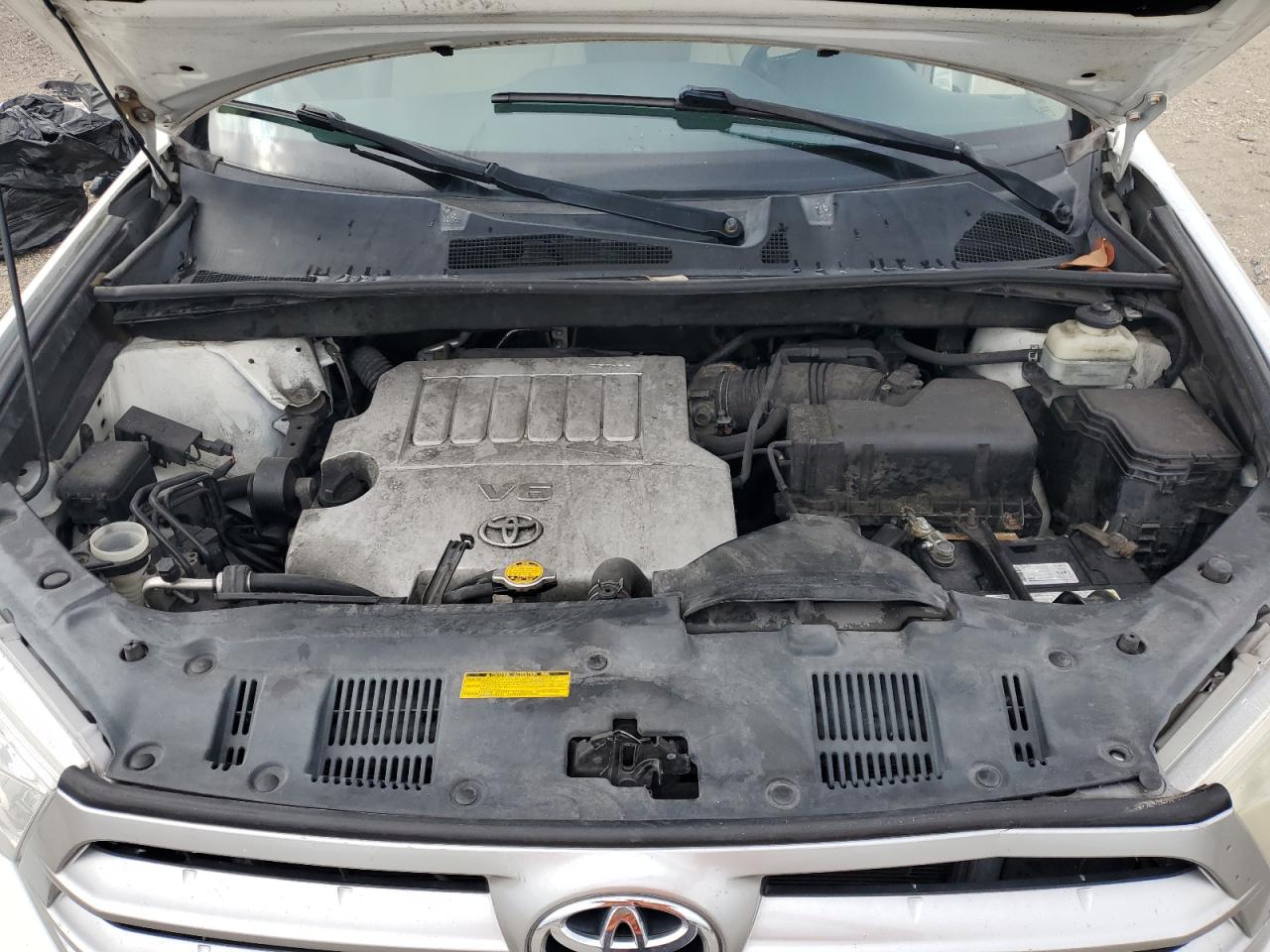 TOYOTA HIGHLANDER BASE