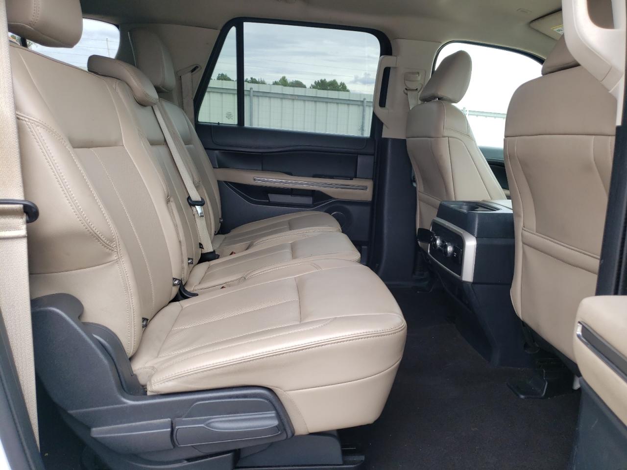 FORD EXPEDITION MAX XLT