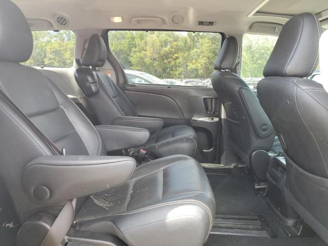 2017 TOYOTA SIENNA SE 5TDXZ3DC5HS869101