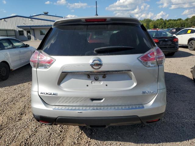 2016 NISSAN ROGUE S 5N1AT2MV5GC923611
