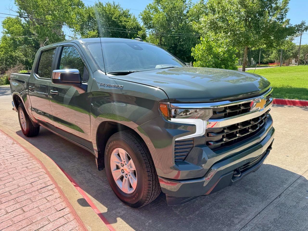 CHEVROLET SILVERADO K1500 LT