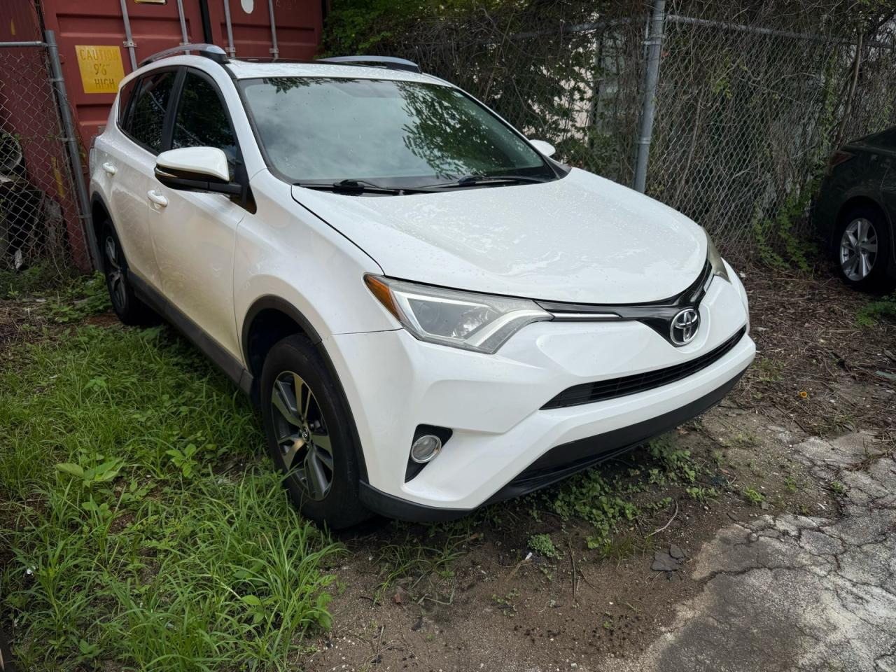 TOYOTA RAV4 XLE