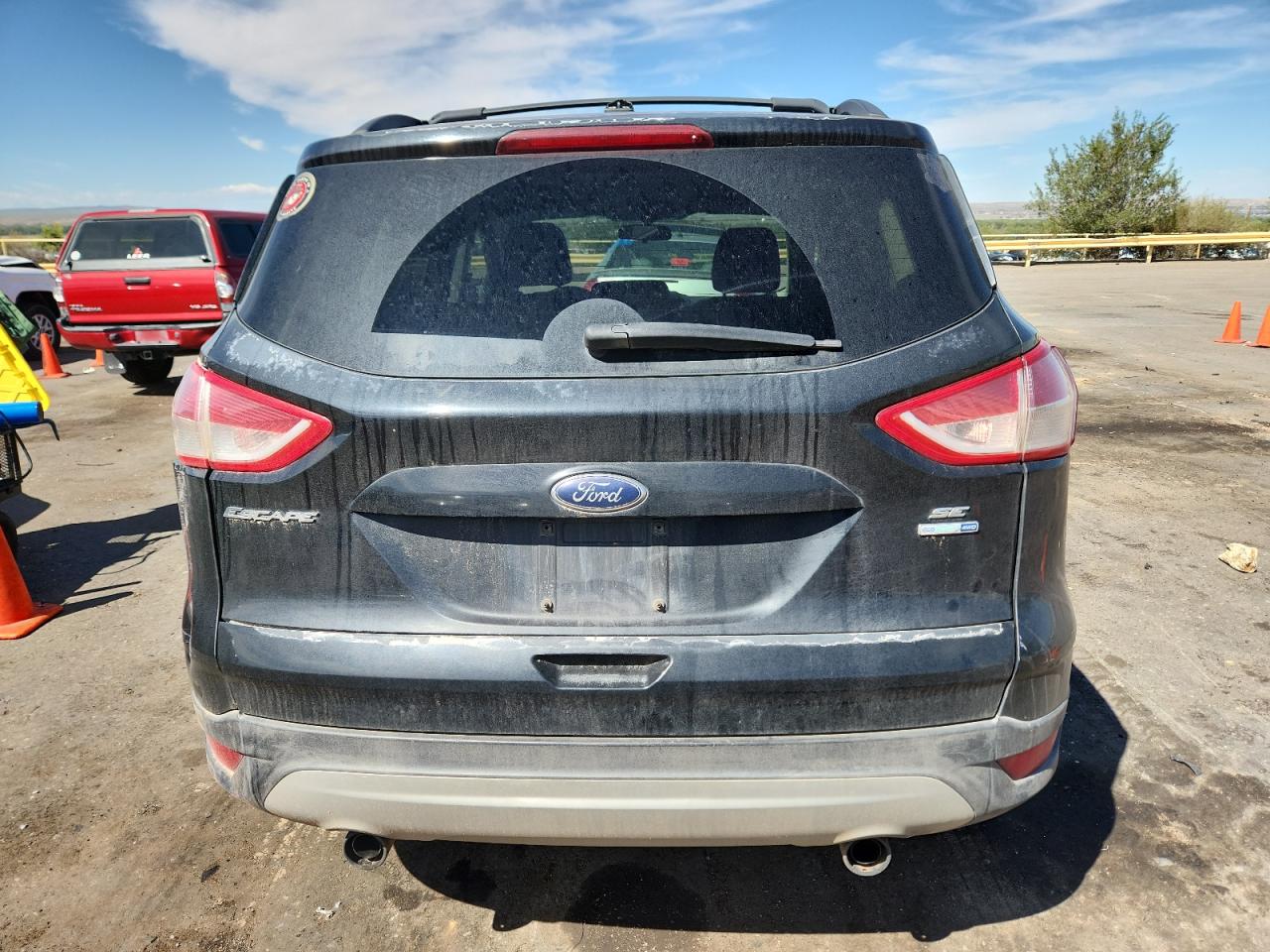 FORD ESCAPE SE