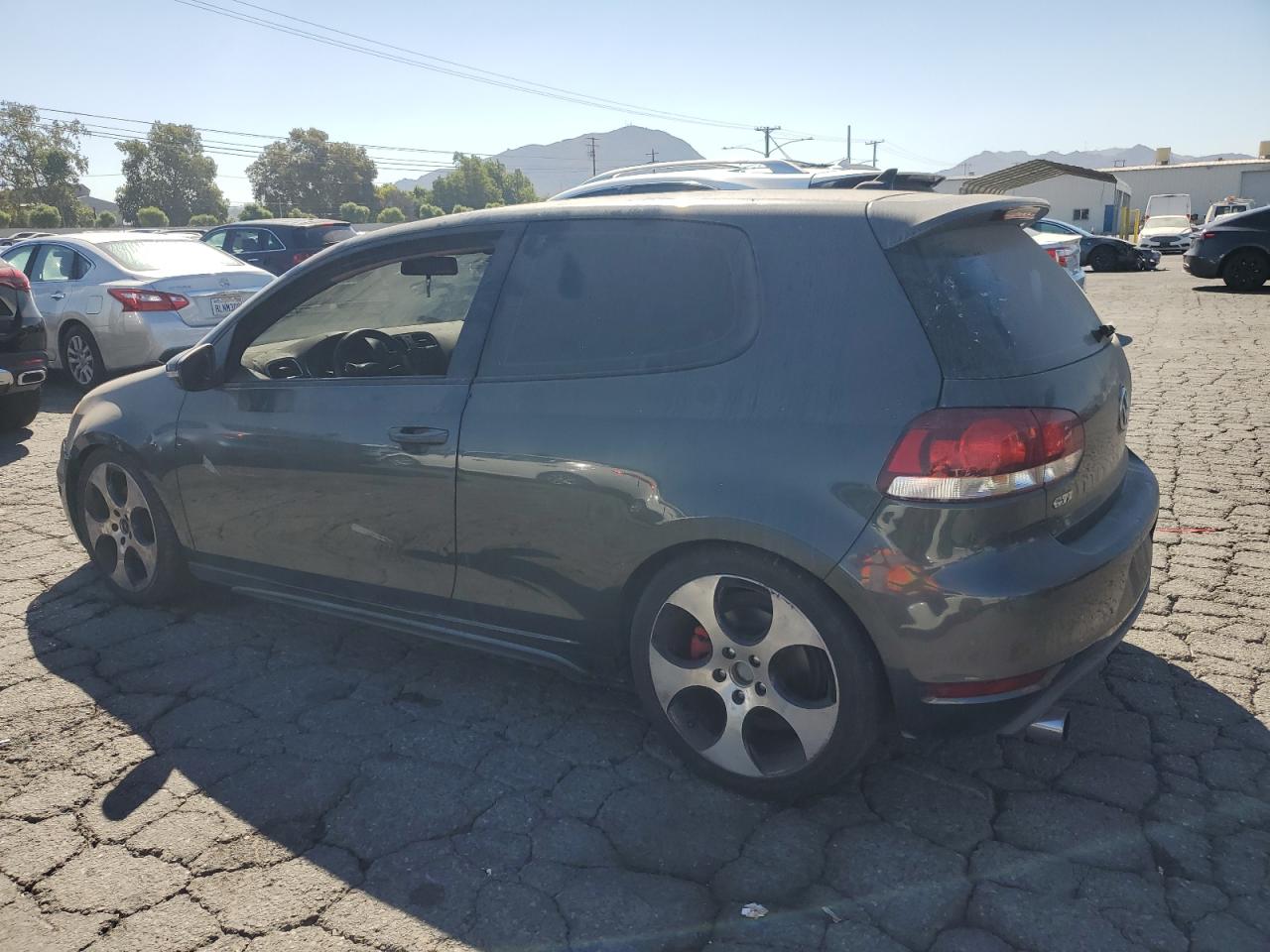 VOLKSWAGEN GOLF GTI