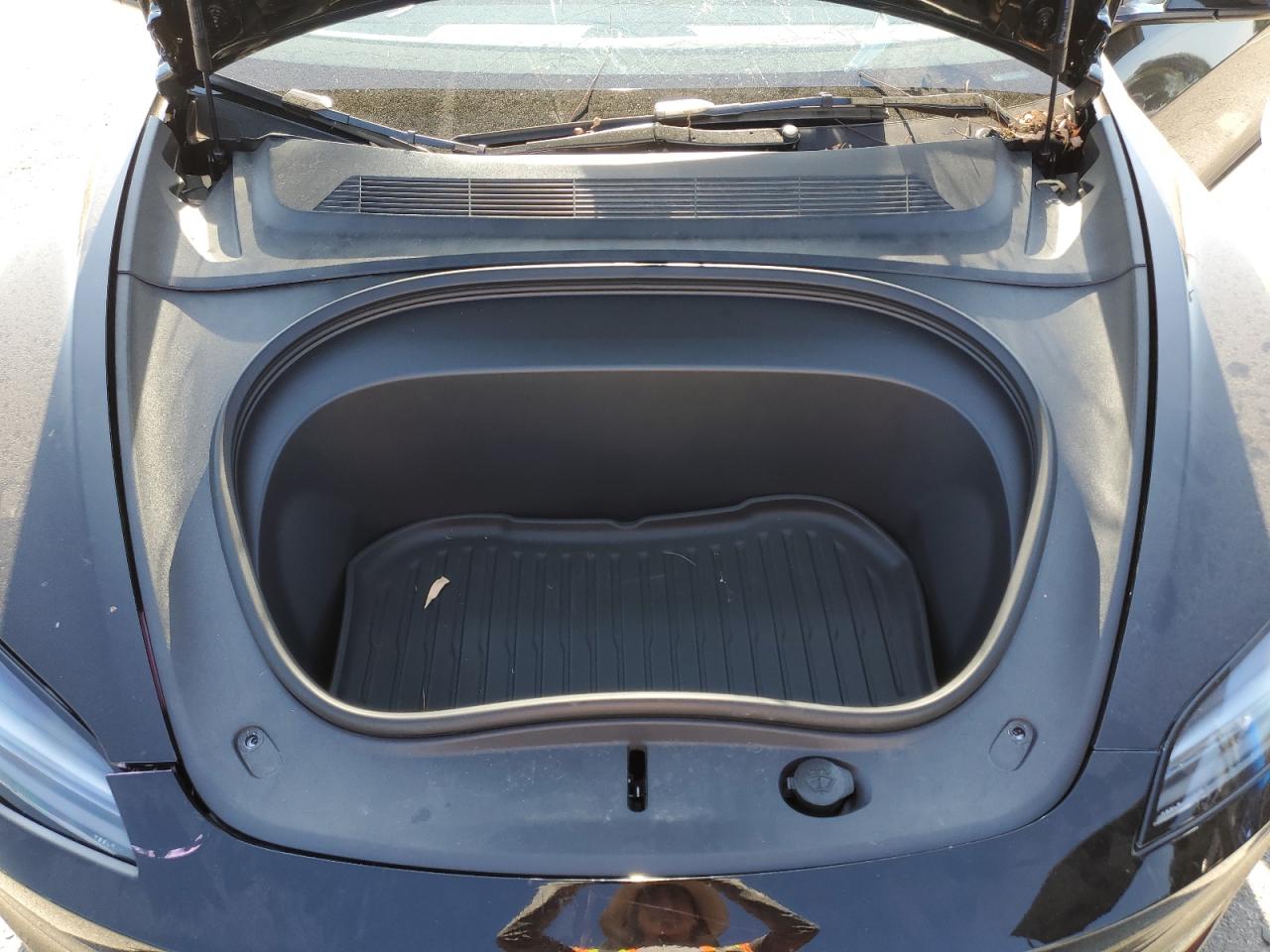 Lot #3304099487 2025 TESLA MODEL 3