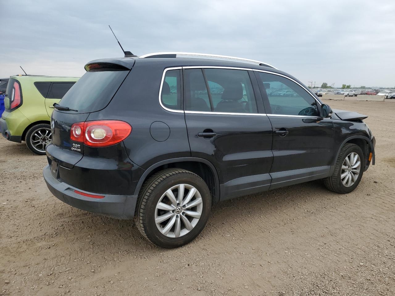 VOLKSWAGEN TIGUAN S