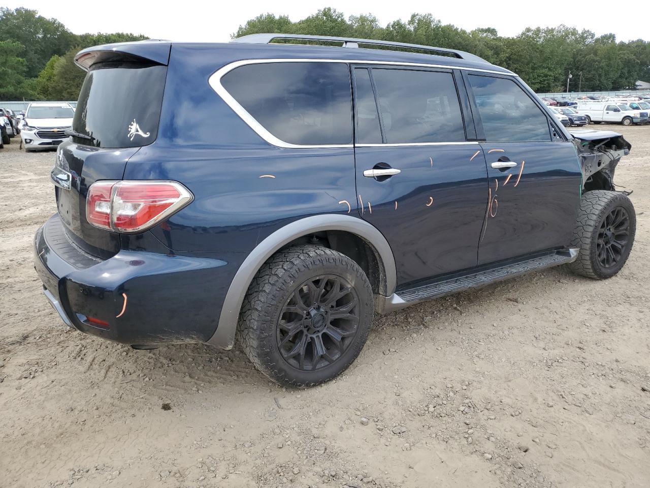 NISSAN ARMADA SV