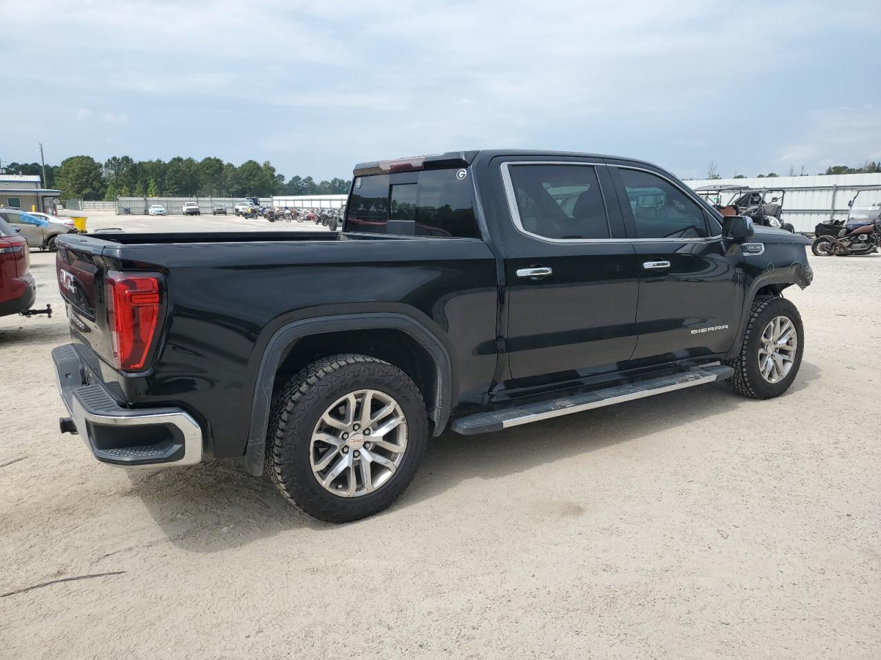 GMC SIERRA 1500 K1500 SLT
