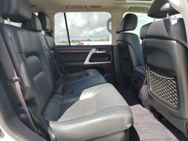 2018 TOYOTA LAND CRUIS JTMCY7AJ8J4063914