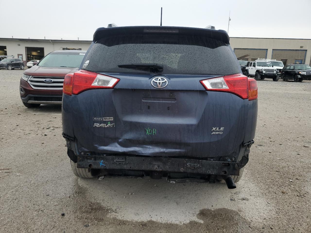 TOYOTA RAV4 XLE
