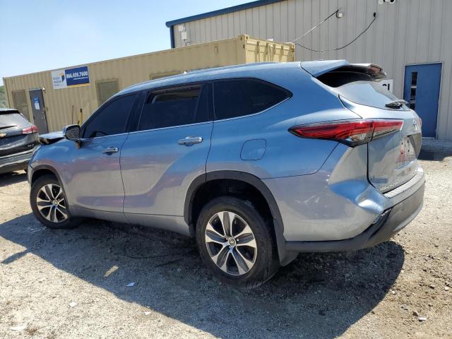 2022 TOYOTA HIGHLANDER XLE - 5TDGZRBHXNS177476