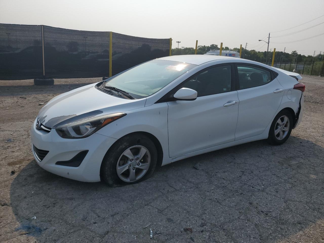 HYUNDAI ELANTRA SE