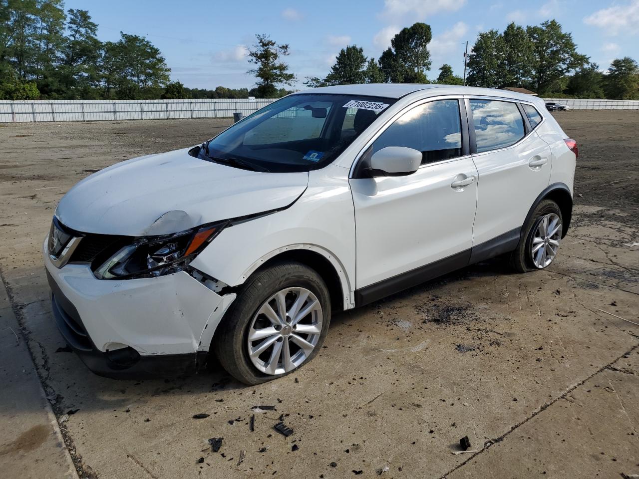 NISSAN ROGUE SPORT S