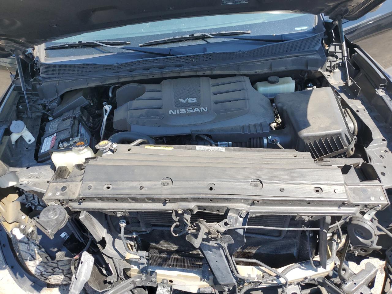 NISSAN TITAN PLATINUM RESERVE