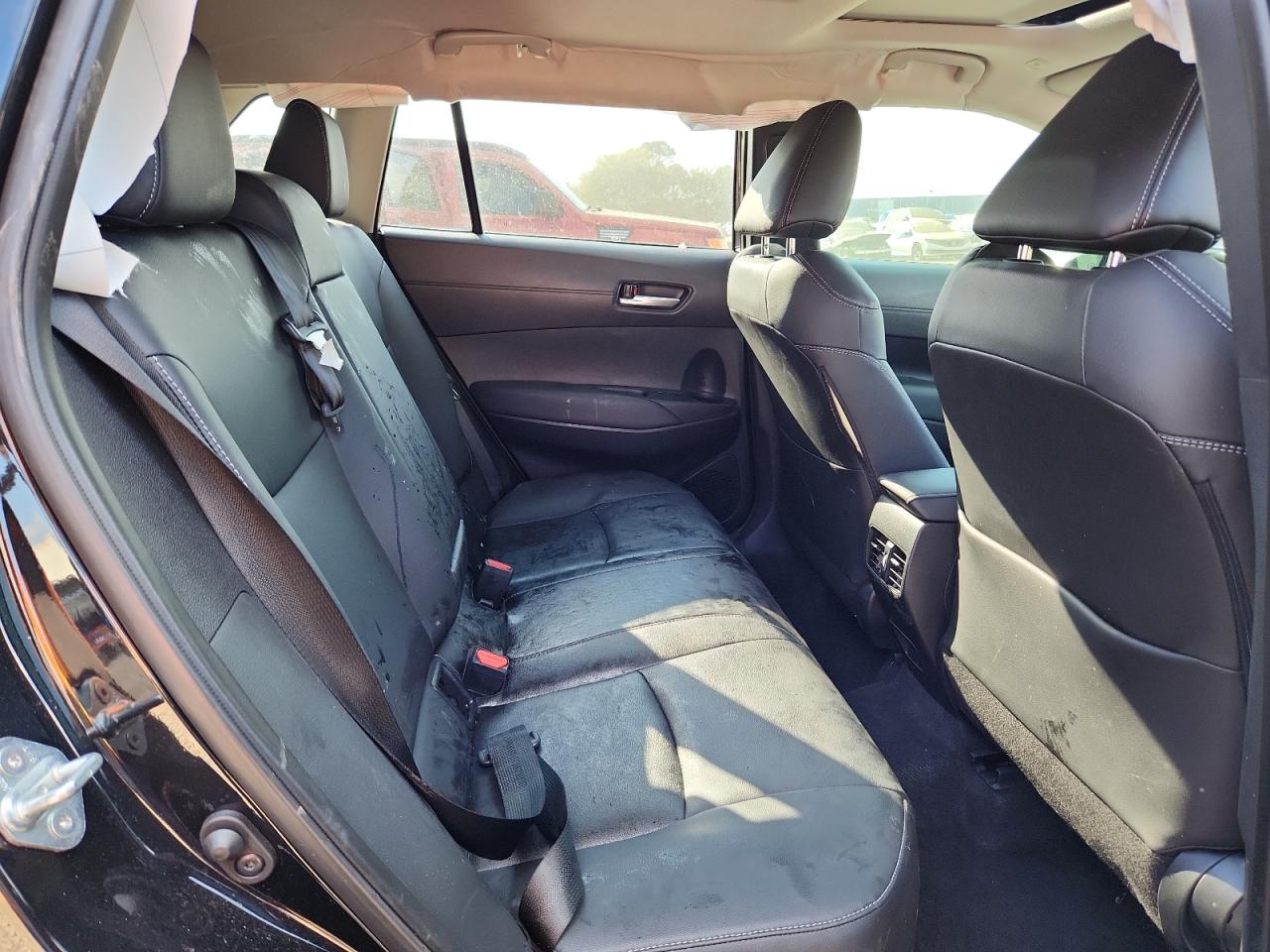 TOYOTA COROLLA CROSS XLE