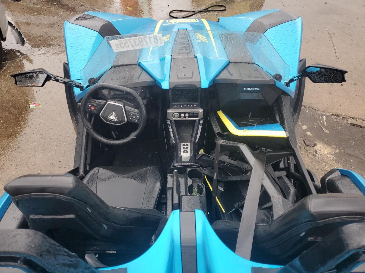 Lot #3302821932 2021 POLARIS SLINGSHOT