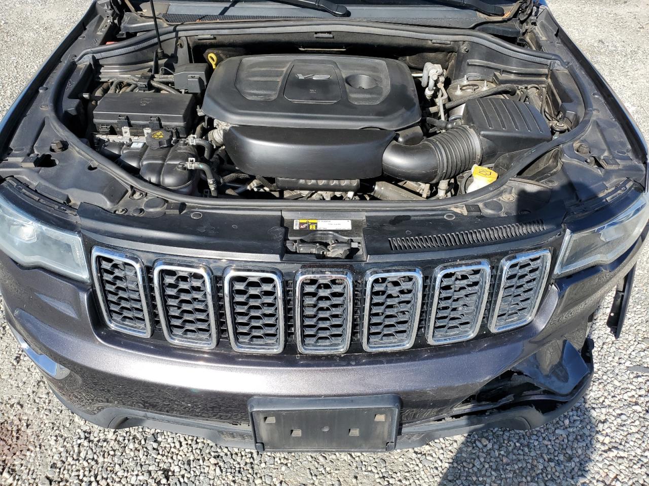 JEEP GRAND CHEROKEE LAREDO