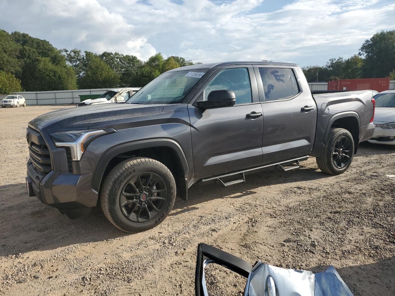 TOYOTA TUNDRA CREWMAX SR