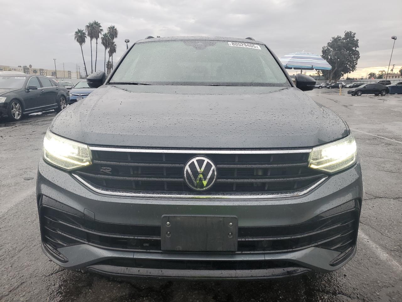 VOLKSWAGEN TIGUAN SE R-LINE BLACK