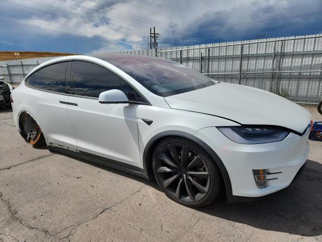 2019 TESLA MODEL X 5YJXCAE21KF147213