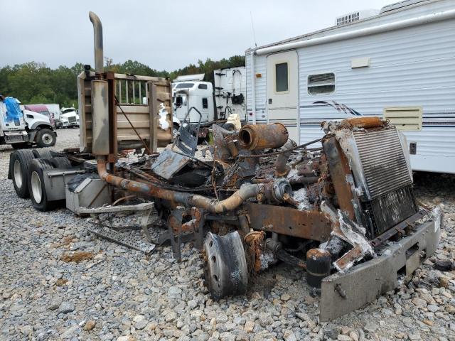 Global Auto Auctions: 2001 FREIGHTLINER CONVENTNL