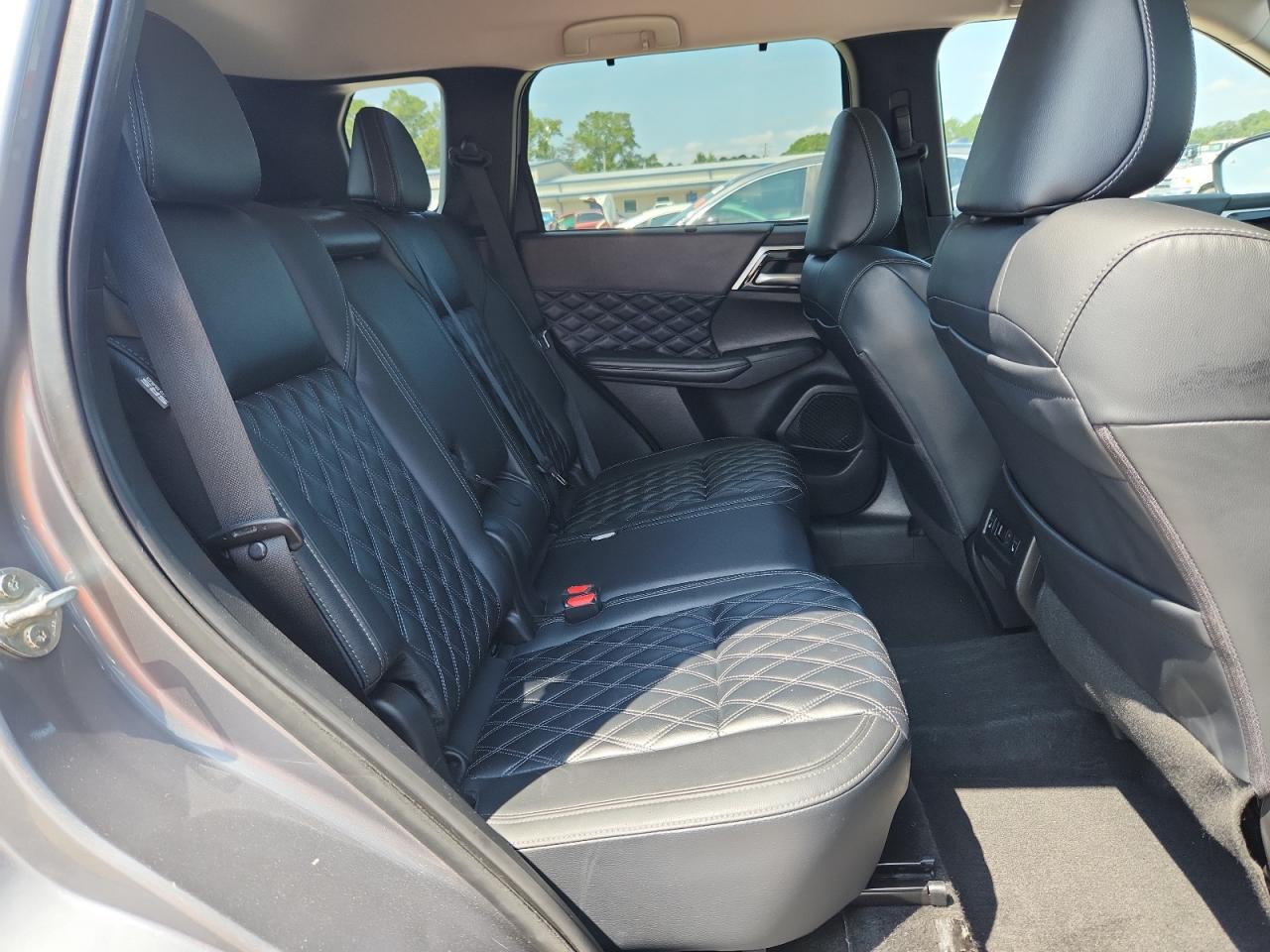 MITSUBISHI OUTLANDER SEL