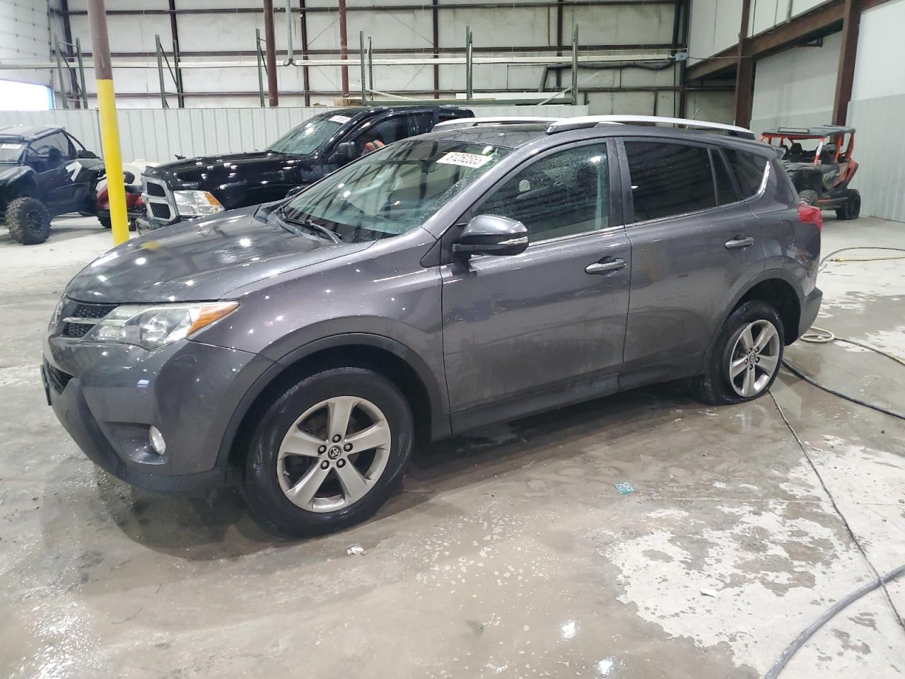 TOYOTA RAV4 XLE