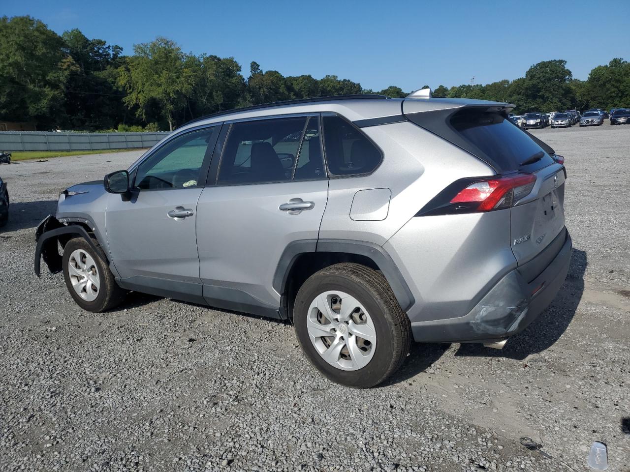 TOYOTA RAV4 LE