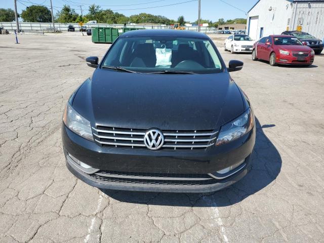 2015 VOLKSWAGEN PASSAT S 1VWAT7A32FC111053