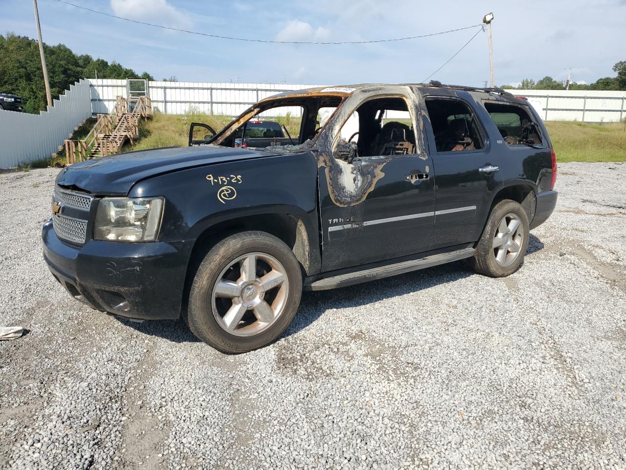 CHEVROLET TAHOE C1500 LTZ