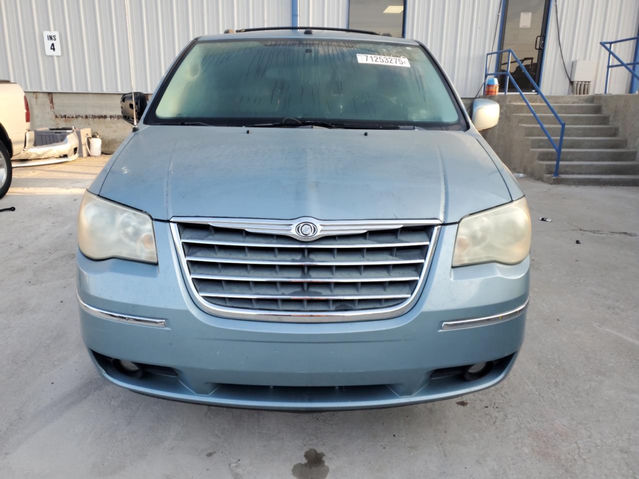 CHRYSLER TOWN & COUNTRY TOURING