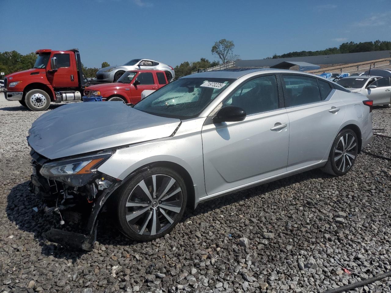 NISSAN ALTIMA SR