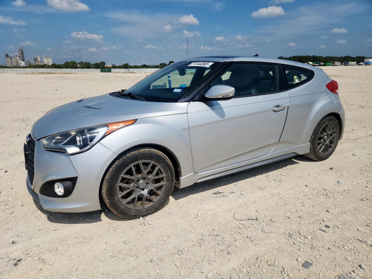 HYUNDAI VELOSTER TURBO