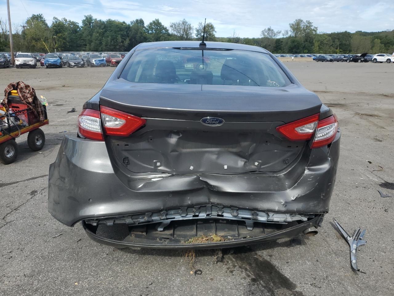 FORD FUSION SE