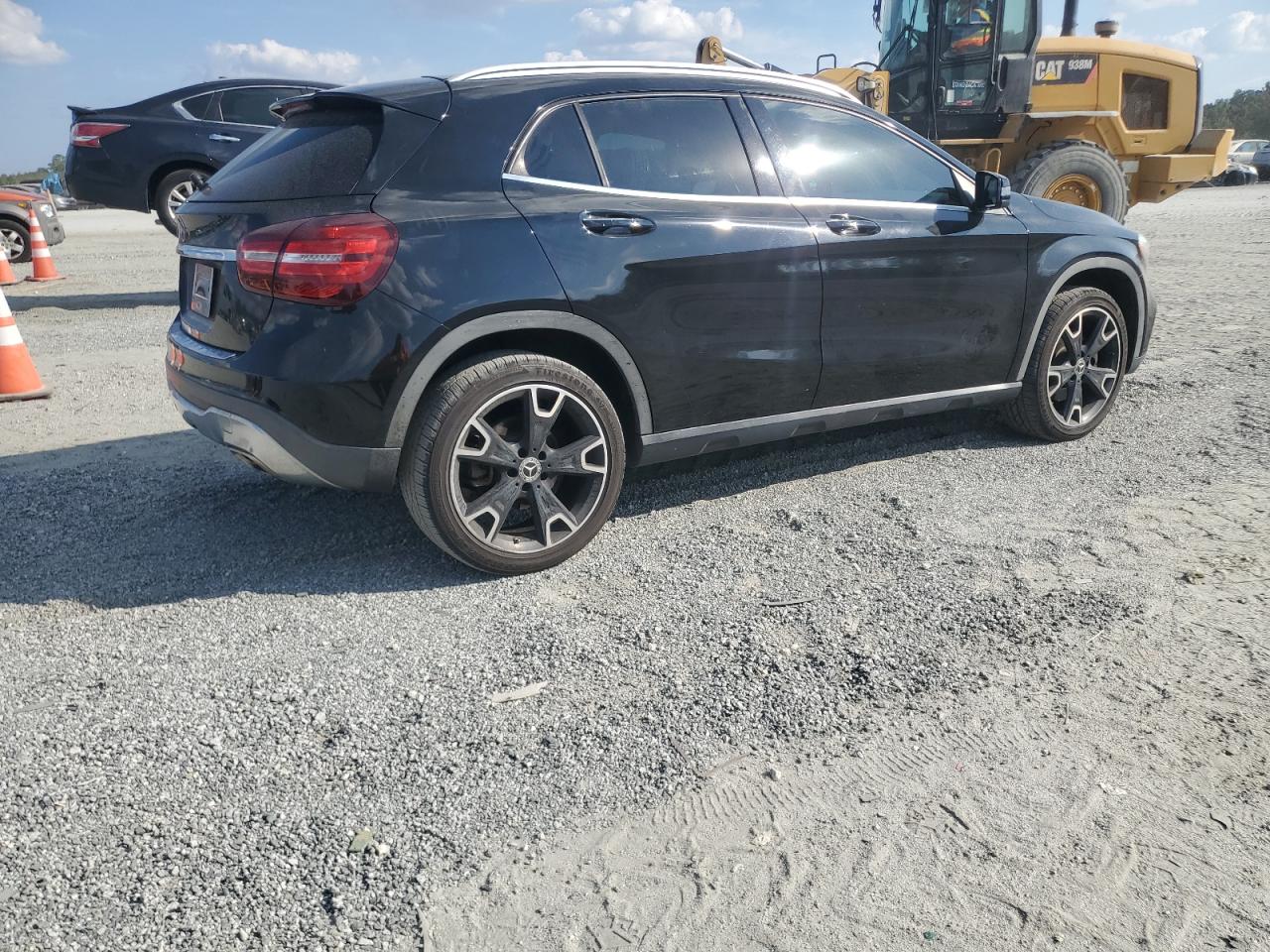 MERCEDES-BENZ GLA-CLASS 250