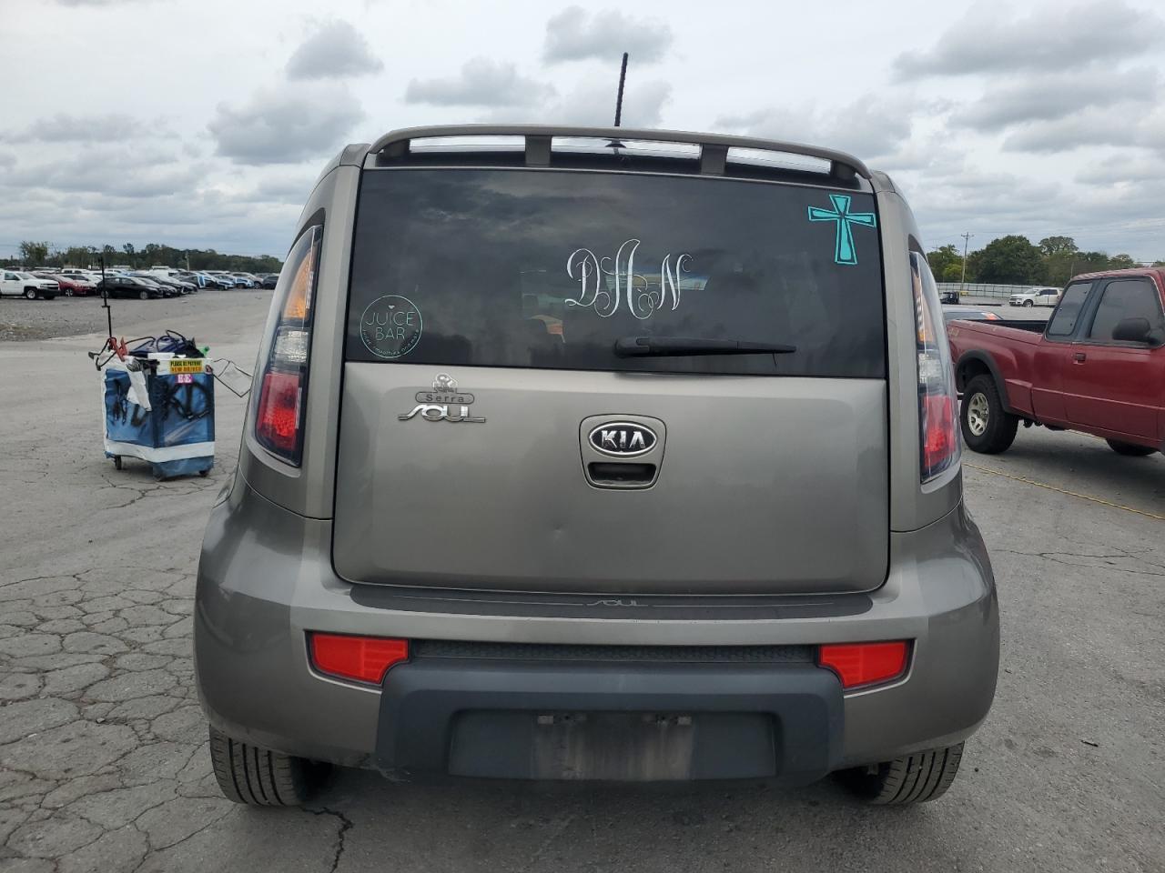 KIA SOUL +