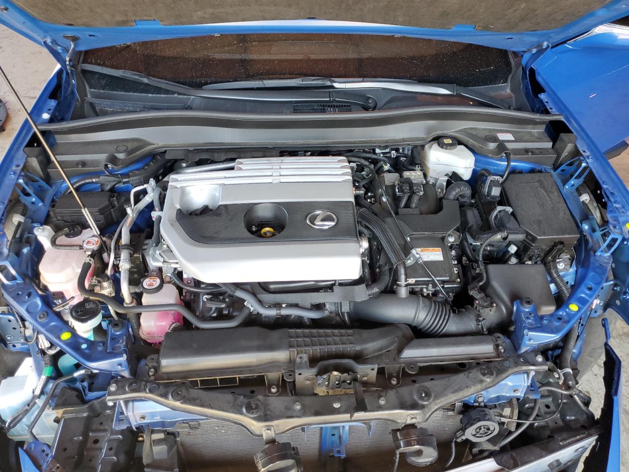 LEXUS UX 250H BASE