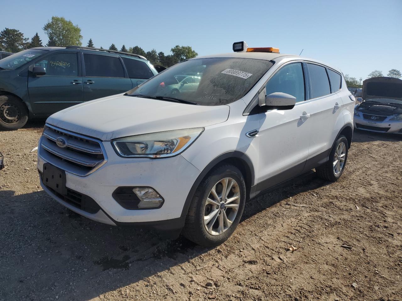 FORD ESCAPE SE