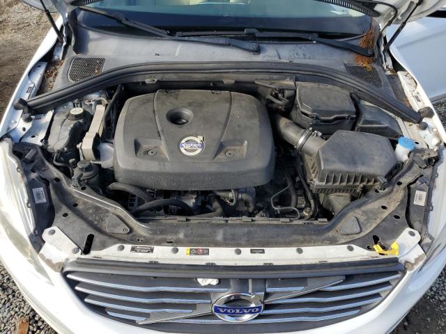 2015 VOLVO XC60 T5 PR YV440MDK8F2637667