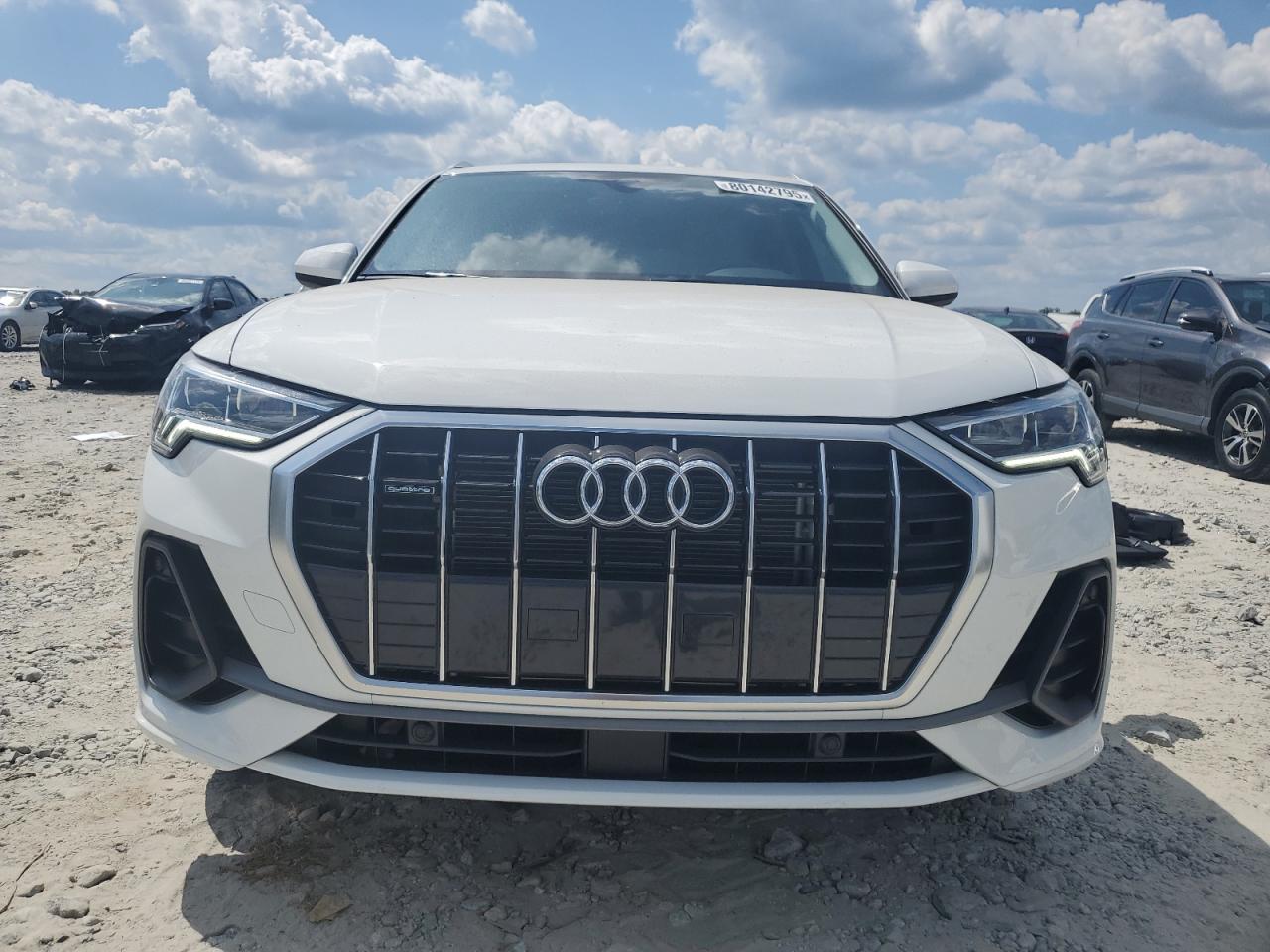 AUDI Q3 PREMIUM S LINE 45