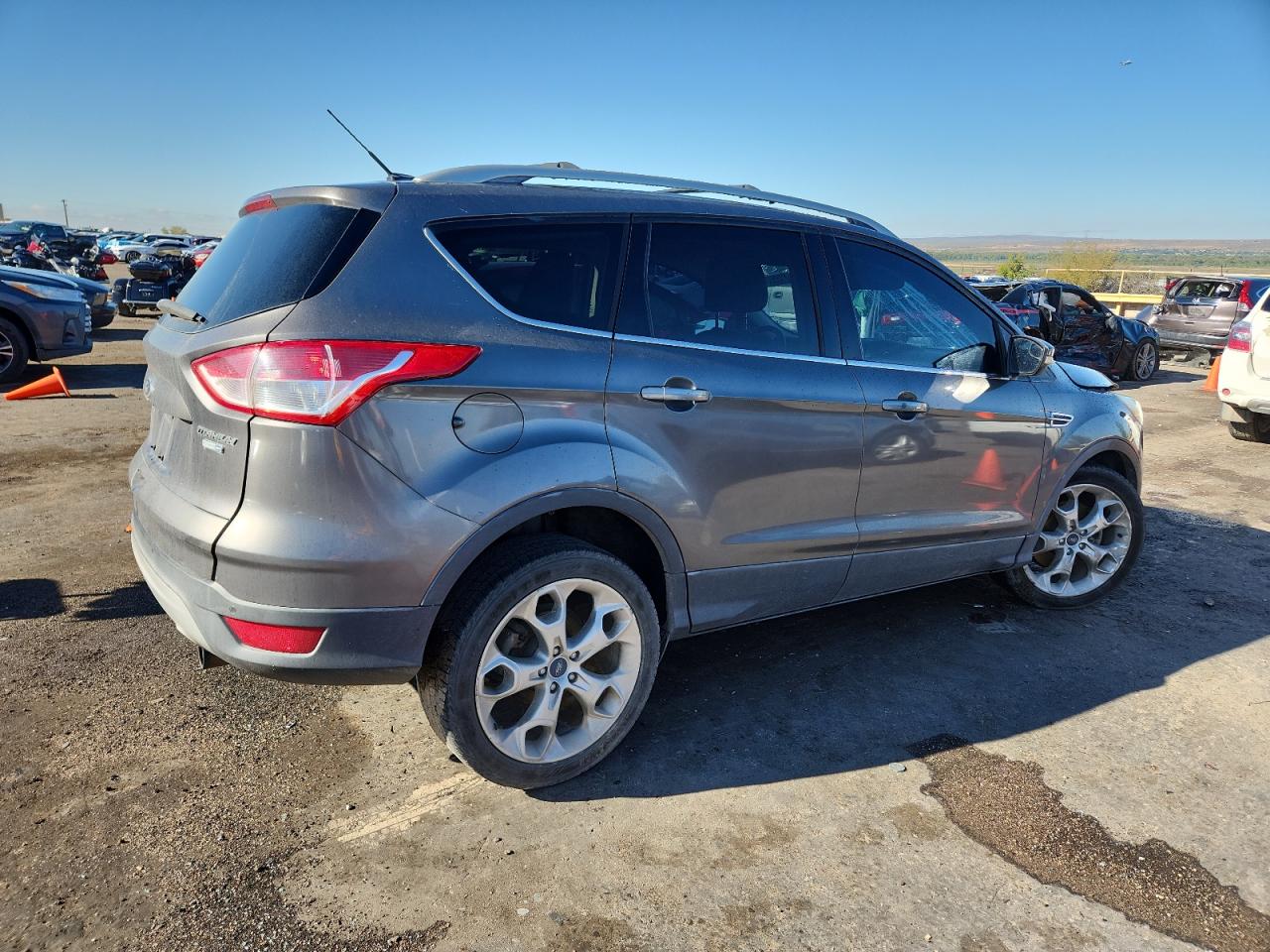 FORD ESCAPE TITANIUM