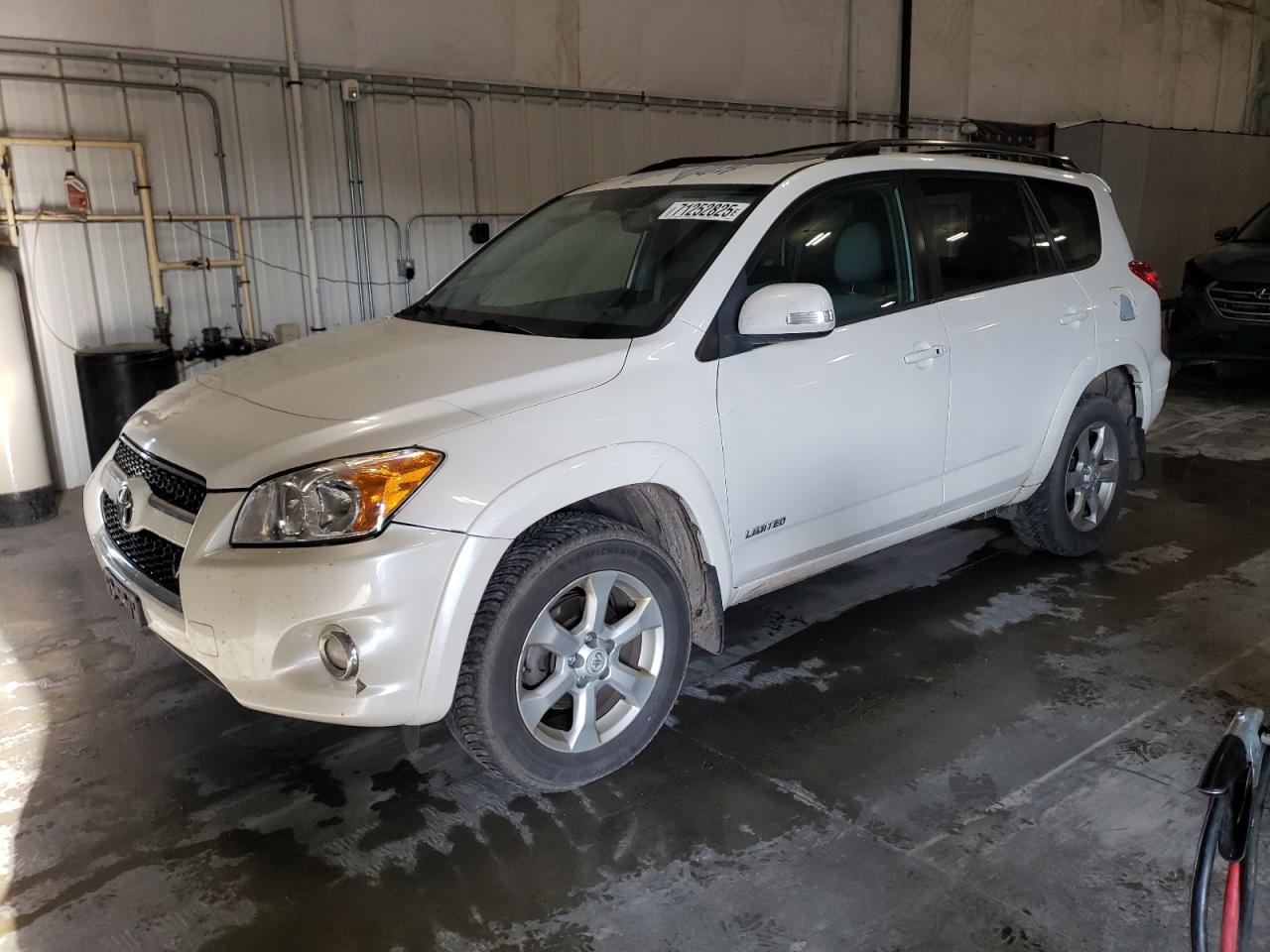 TOYOTA RAV4 LIMITED