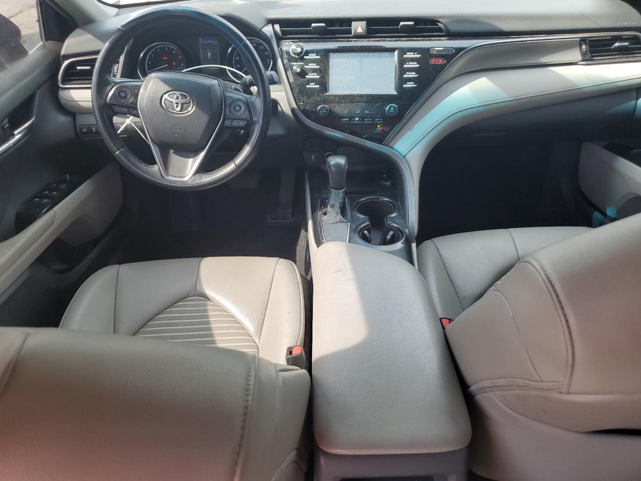 TOYOTA CAMRY L