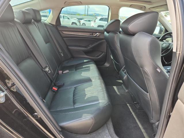 2018 HONDA ACCORD TOU 1HGCV1F92JA080134